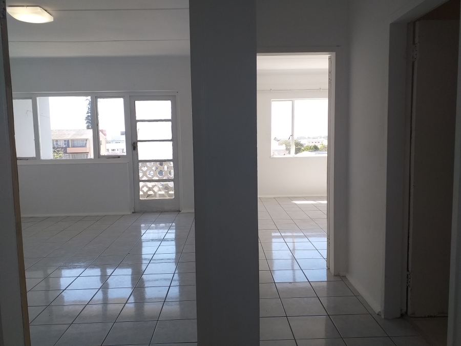 To Let 2 Bedroom Property for Rent in Southernwood Eastern Cape